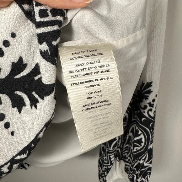 Alice + Olivia Black & White Naya Print Key Hole Neck Blouse Womens Small - Picture 9 of 10
